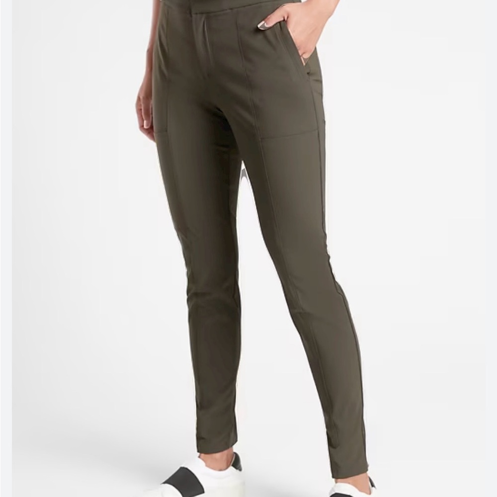Athleta Wander Stash Skinny Pants size 8